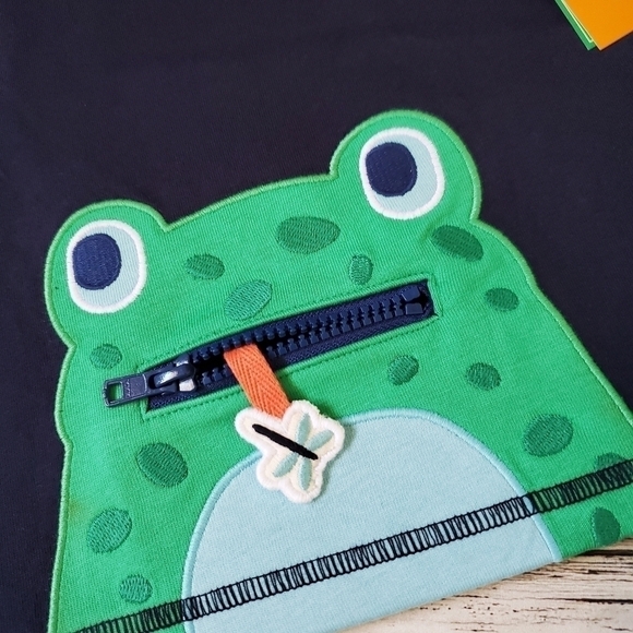 Gymboree Critter Camp Embroidered Frog T-Shirt, Shorts, and Hat Set NWT - Picture 3 of 13